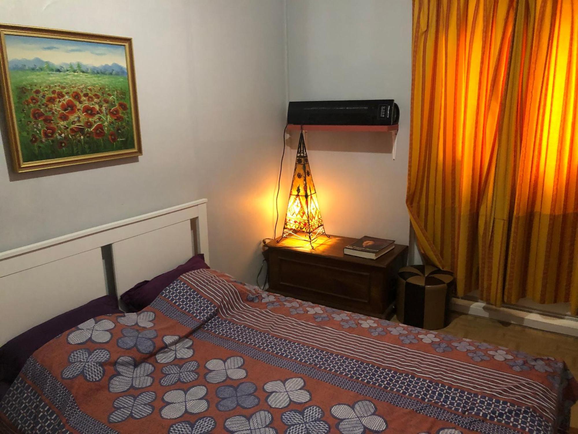 Guesthouse Familial Pour 2,3,4 Personnes De 44M2- Accessible Handic -Rez De Chaussee-Vues Sur Rue Et Patio Prive - Sejour, Chambre Separee-Cuisine,Salle De Bain,Lit Double Et Canape-Lit 2Pers-Entree De La Rue Berzelius-5 Minutes Du Metro Brochant-Lig Париж Екстериор снимка
